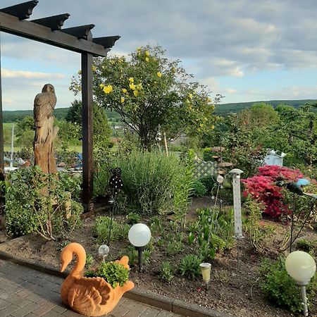Ferienwohnung Fuelbier Oberzissen エクステリア 写真