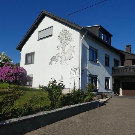 Ferienwohnung Fuelbier Oberzissen エクステリア 写真