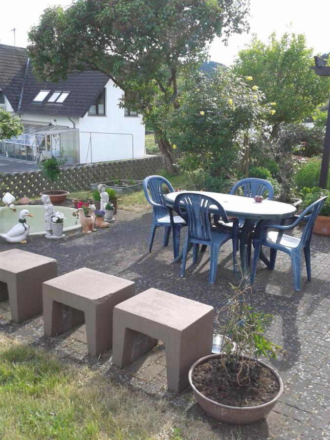 Ferienwohnung Fuelbier Oberzissen エクステリア 写真