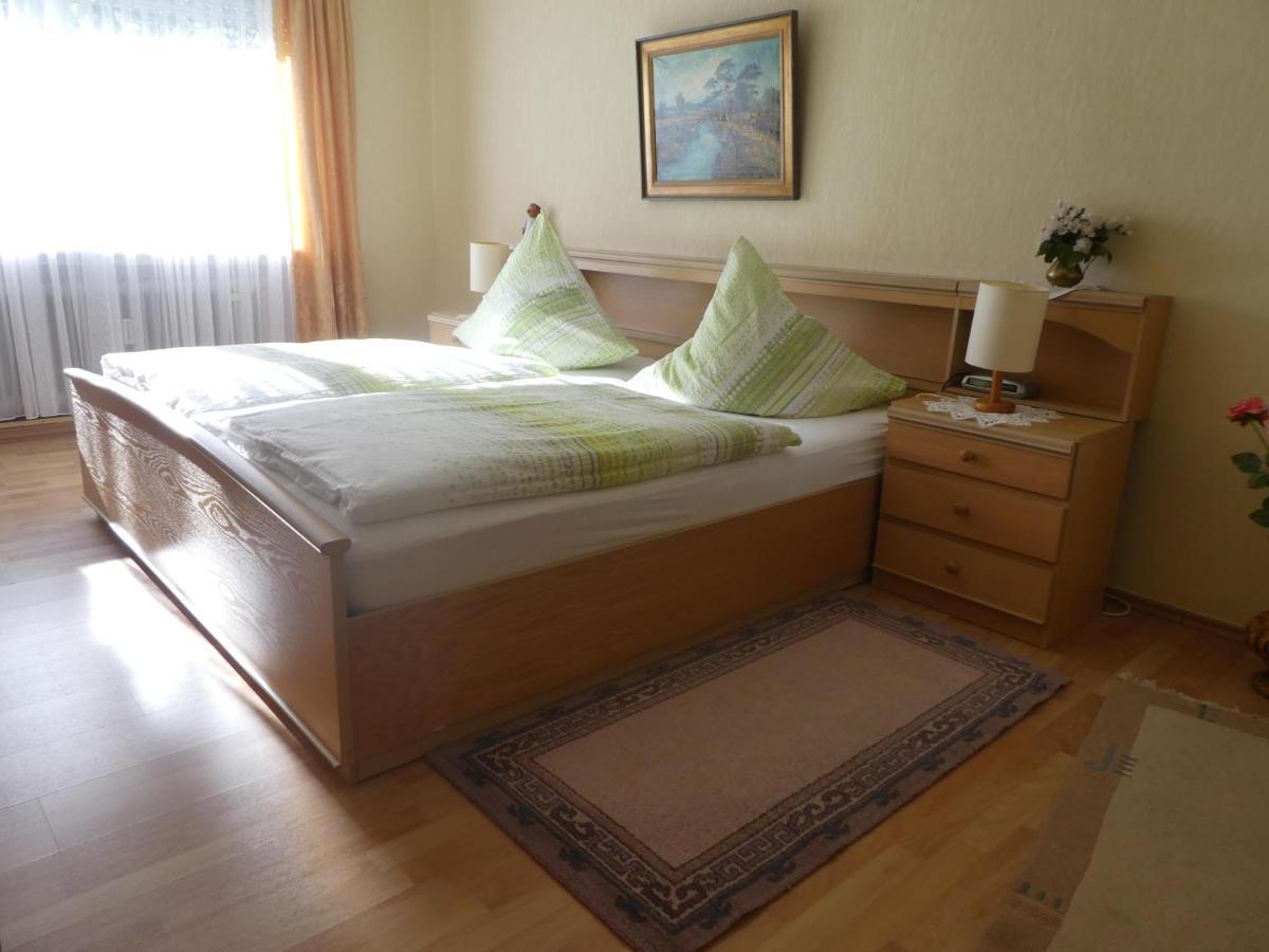 Ferienwohnung Fuelbier Oberzissen エクステリア 写真